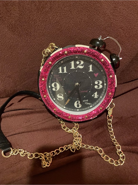 Betsey Johnson Handbags - Betsey Johnson clock purse (shows actual
Time)